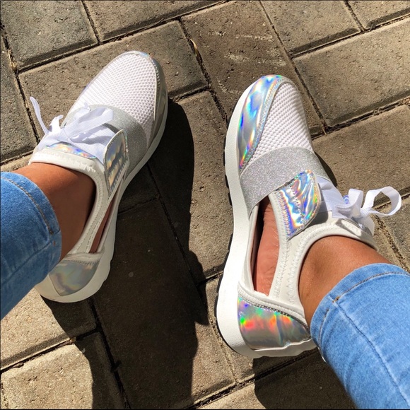 ‼️LAST PAIR‼️White Silver Cut out Side sneakers - Picture 3 of 7